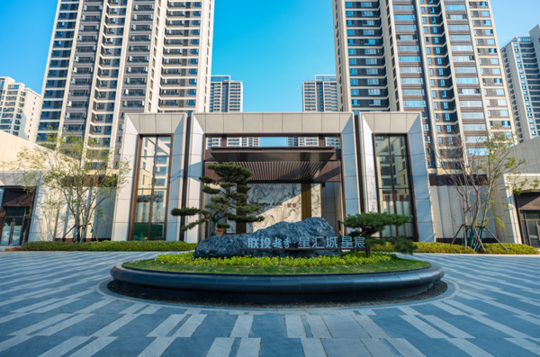 双套房 + 南北双阳台，聊聊星汇城宽楼距高层高改善居住感受