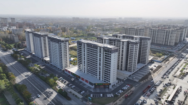 楼市下行怎么选**好房？老河口外滩云筑实景现房品质细节全拆解